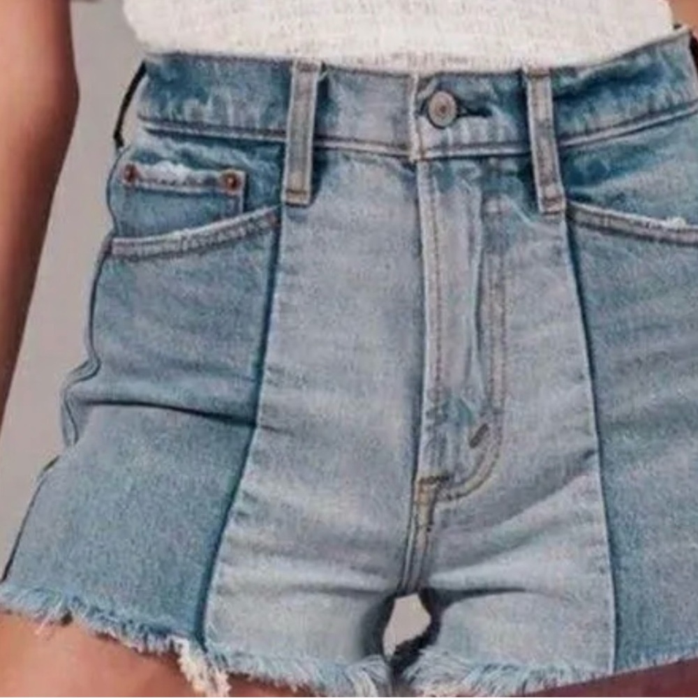 Abercrombie & Fitch High Rise Mom Short